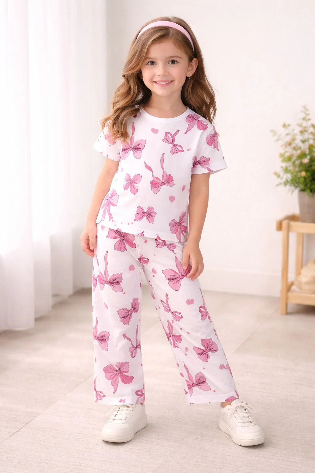 Off White All Over Bow Printed Kids Suit